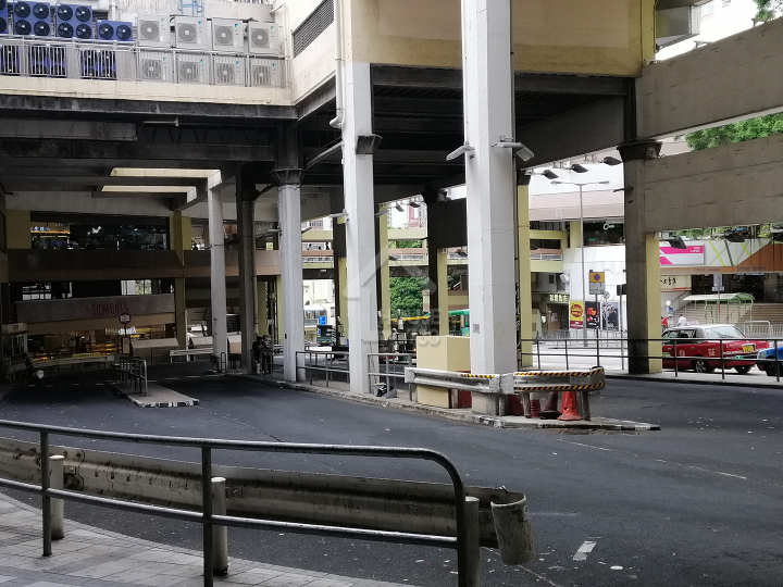 飛鵝山道3號 公共交通 - House730