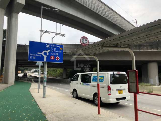 山水盈 公共交通 - House730