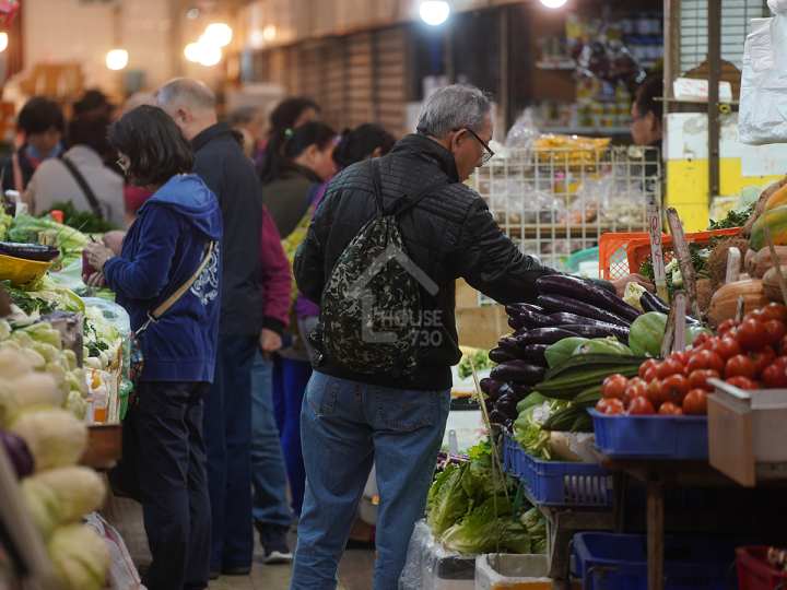海璇 附近環境 渣華道街市是居民其中一買餸熱點。 - House730