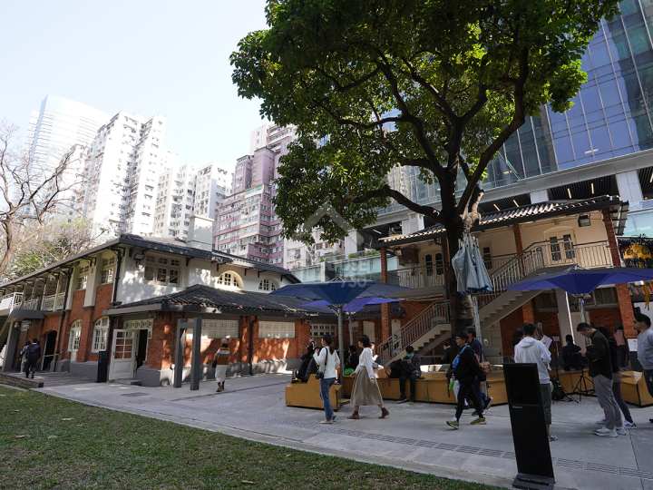 海璇 附近環境 活化歷史建築物改建成「油街實現」,變身視覺藝術展覽活動中心。 - House730