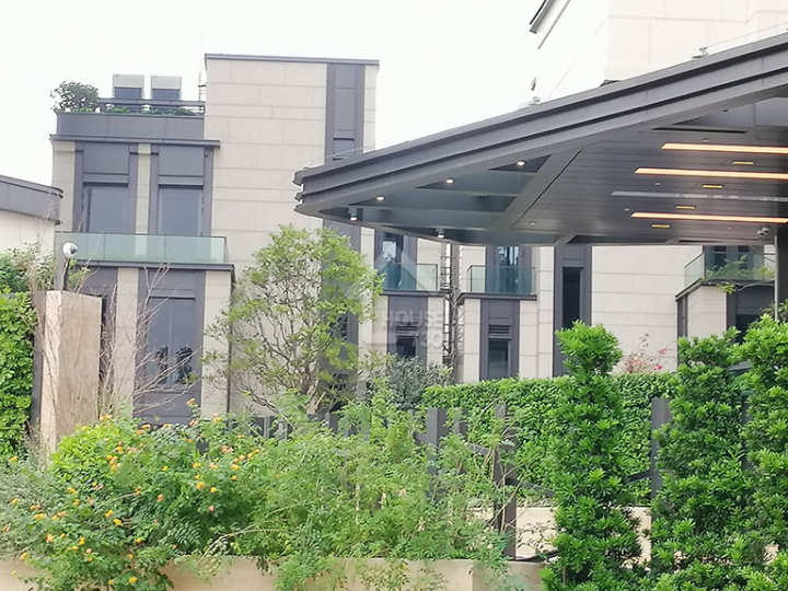 高爾夫.御苑 物業外貌 - House730