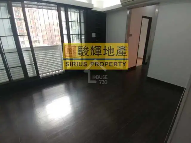 深水埗太子中心住宅 屋苑出售 太子中心 罕有大則3房廳大房大32年樓靚裝修 House730