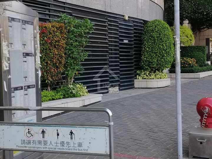 天鑄 1期 公共交通 - House730