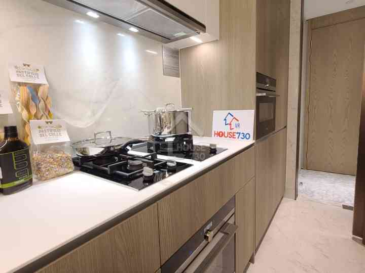 KOKO HILLS 示範單位 2座18樓E室 - House730