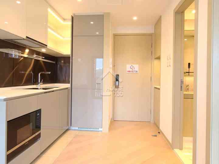 御半山 I期 示範單位 1B座28樓B室 - House730