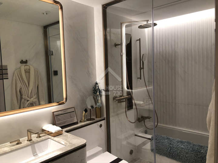 128 Waterloo 示範單位 - House730