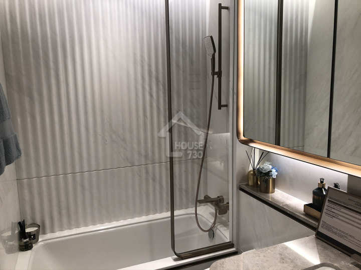 128 Waterloo 示範單位 - House730