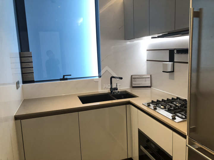 128 Waterloo 示範單位 - House730