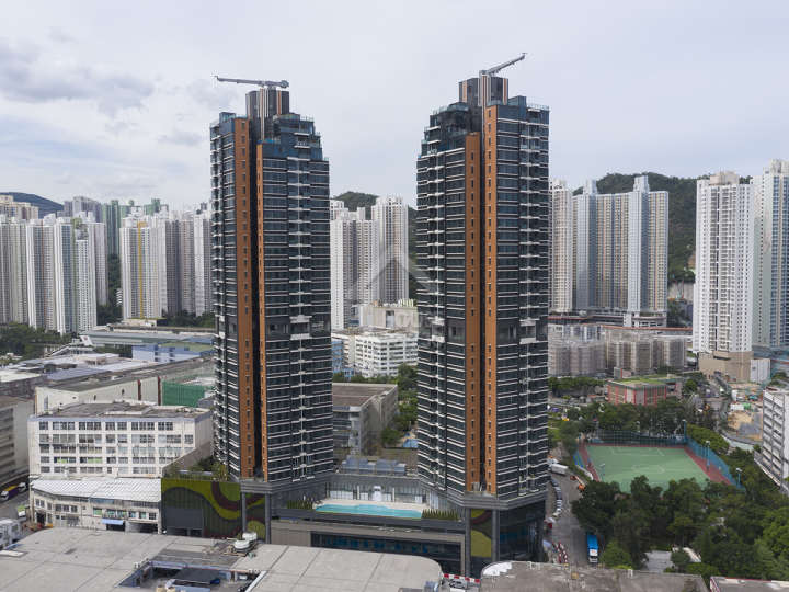蔚藍東岸 附近環境 區內最新的住宅項目為宏安地產及旭輝集團合作的曦臺。 - House730