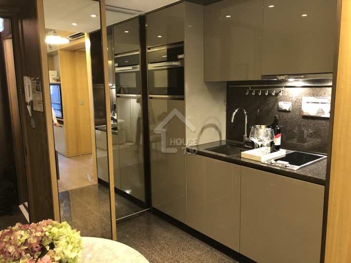 EIGHT KWAI FONG HAPPY VALLEY 示範單位 - House730