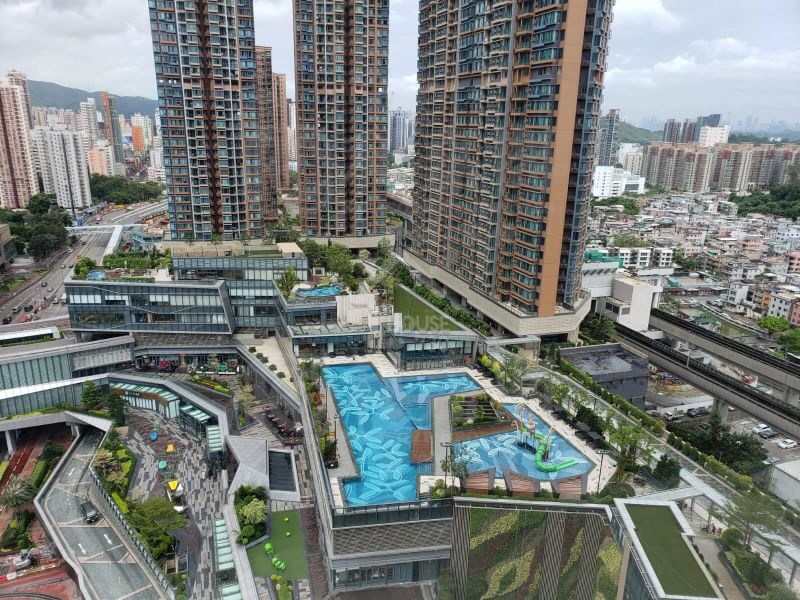 Yuen Long Station GRAND YOHO Village apartment,village house GRAND YOHO