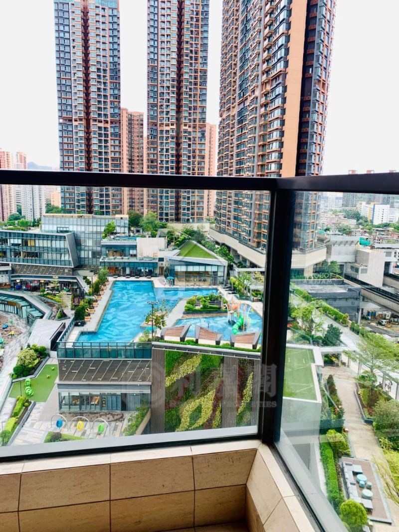 Yuen Long Grand Yoho 1750131 Rent House730