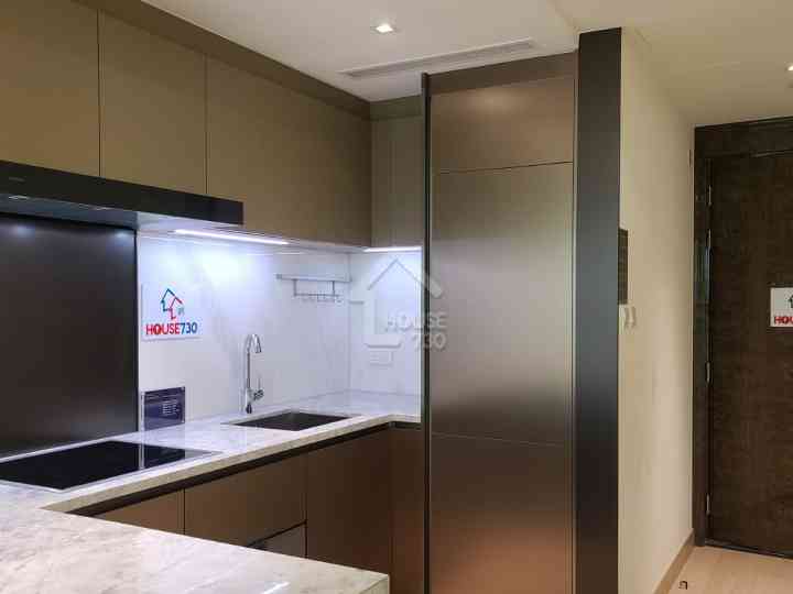 名日.九肚山 示範單位 2座18樓E室 - House730