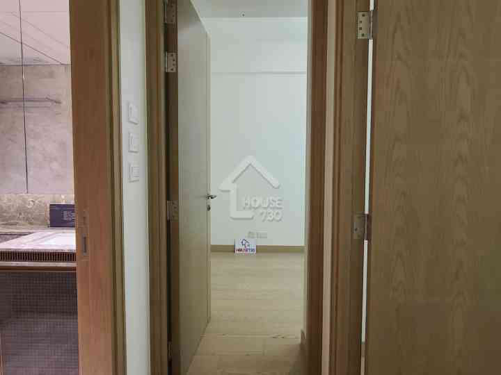 名日.九肚山 示範單位 2座18樓E室 - House730