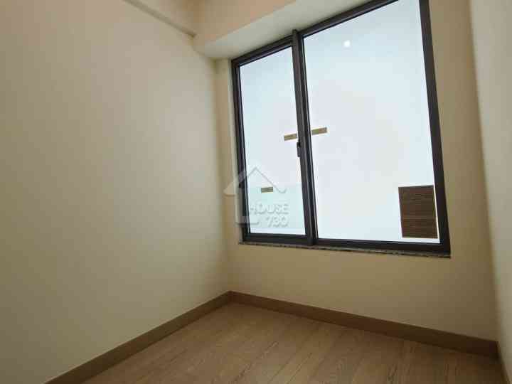名日.九肚山 示範單位 2座18樓E室 - House730