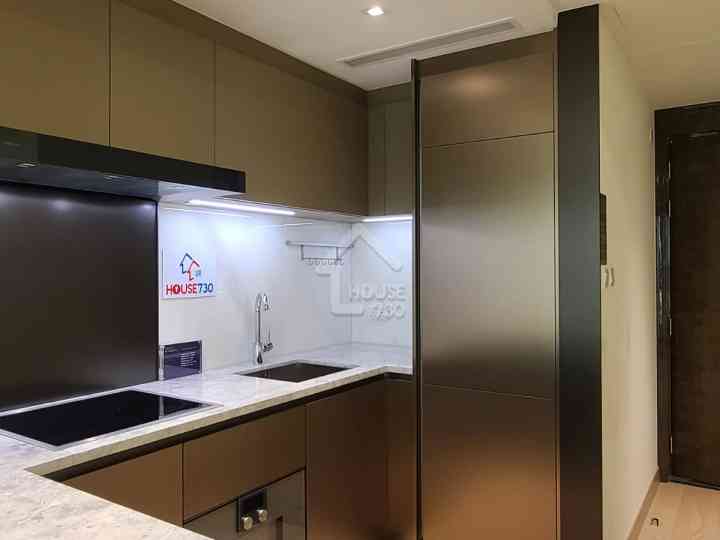 名日.九肚山 示範單位 2座18樓E室 - House730