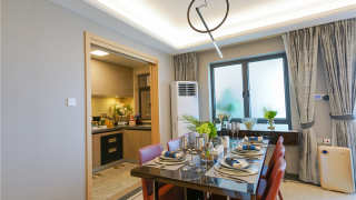 中山海倫堡千江閱 - House730