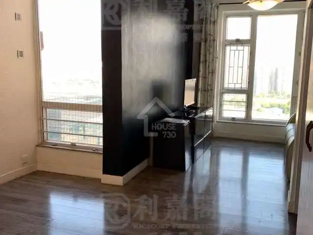 火炭銀禧花園住宅 屋苑出租 銀禧花園銀禧閣複式3房罕有放盤連天台平租 House730 火炭銀禧花園住宅 屋苑出租 銀禧花園銀禧閣複式3房罕有放盤連天台平租 House730
