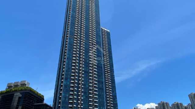 買賣租務-荃灣柏傲灣高層一房878萬轉手 呎價近2.1萬-House730