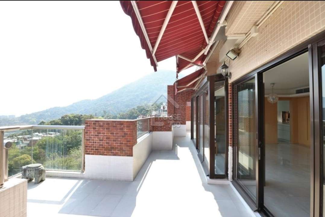 大埔半山翡翠花园住宅 屋苑出售 大埔 豪宅 翡翠花园 特色大平台600尺 非常罕有放售顶层 House730 大埔半山翡翠花园住宅 屋苑出售 大埔 豪宅 翡翠花园 特色大平台600尺 非常罕有放售顶层 House730