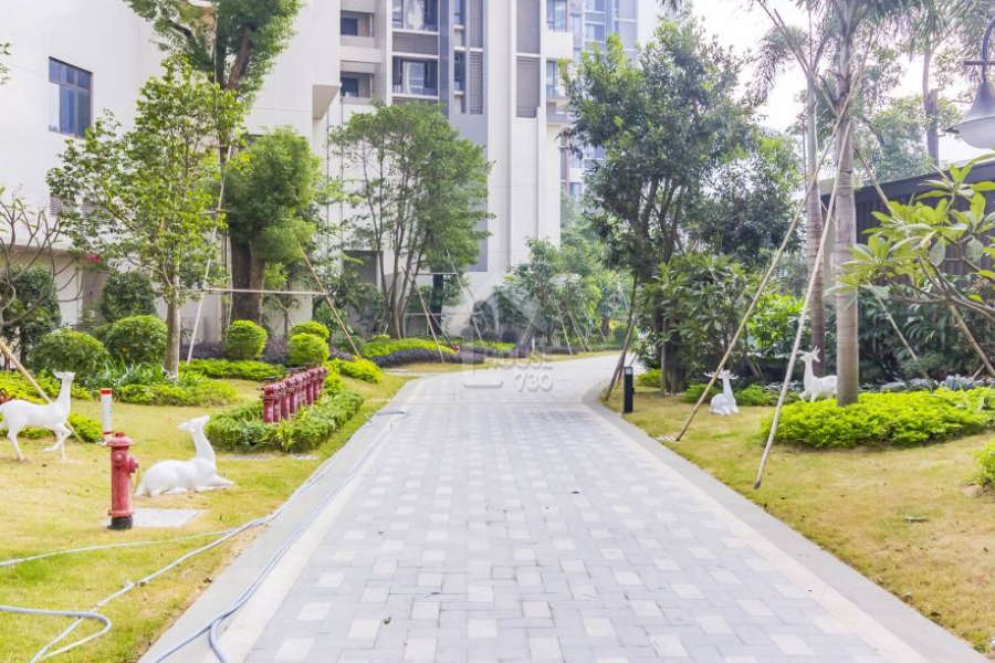 華盈四季藍天 - House730