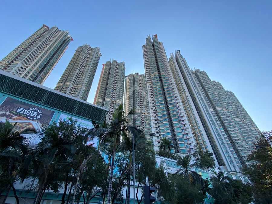 買賣租務-港灣豪庭高層兩房750萬成交-House730