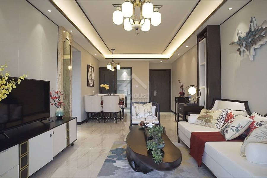 完美金鷹廣場 - House730