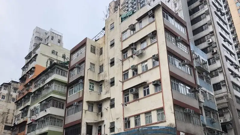 市道行情-建灝贏埃華街項目險過剃頭!-House730