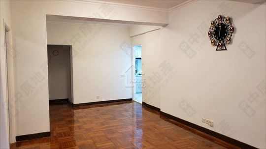 Ho Man Tin ORIENTAL GARDENS Lower Floor Living Room House730-4961238