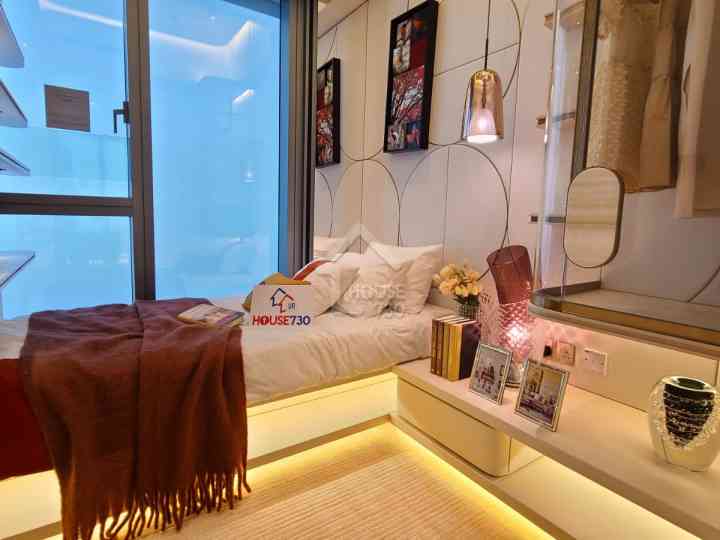 維港滙 I 示範單位 2座 18樓C室 - House730