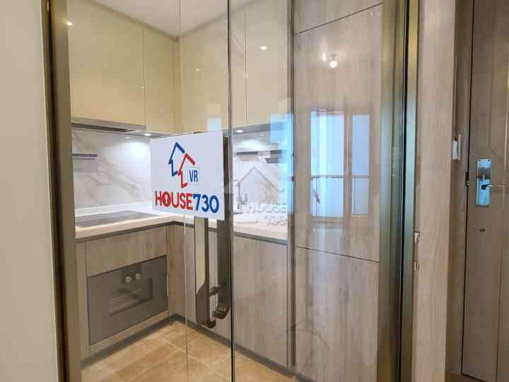 維港滙 I 示範單位 2座 18樓B室 - House730