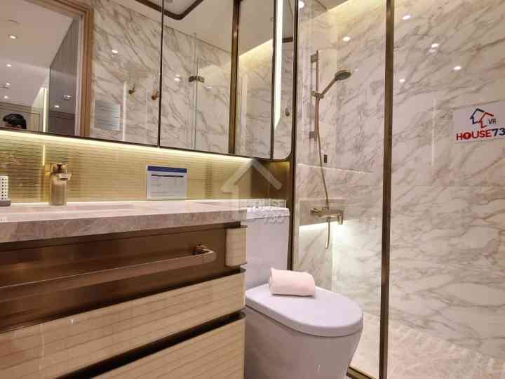 維港滙 I 示範單位 2座 18樓C室 - House730