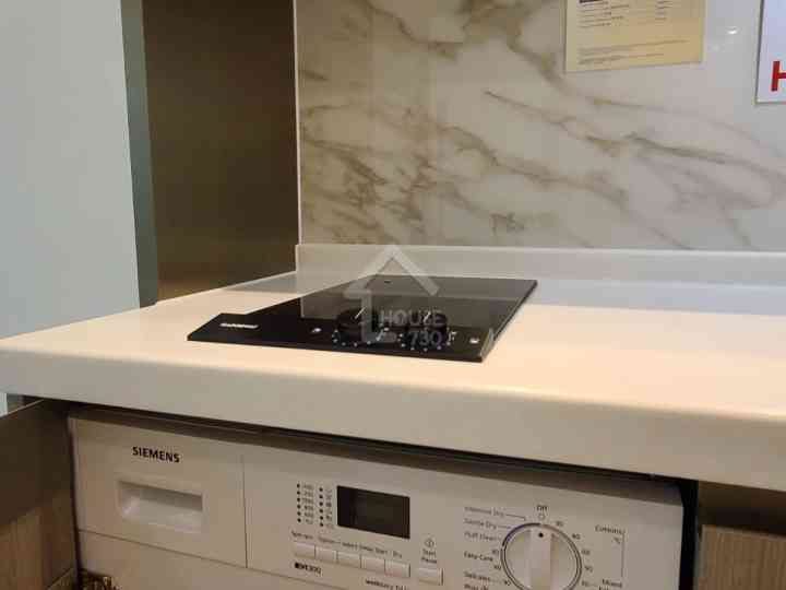 維港滙 I 示範單位 3B座 18樓E室 - House730