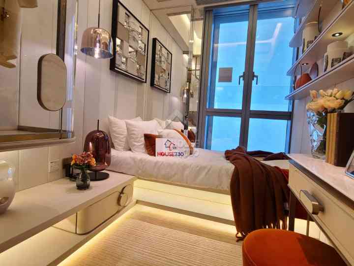 維港滙 I 示範單位 2座 18樓C室 - House730