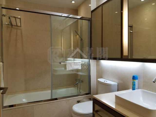 Ho Man Tin KADOORIE HILL Middle Floor Washroom House730-4765902