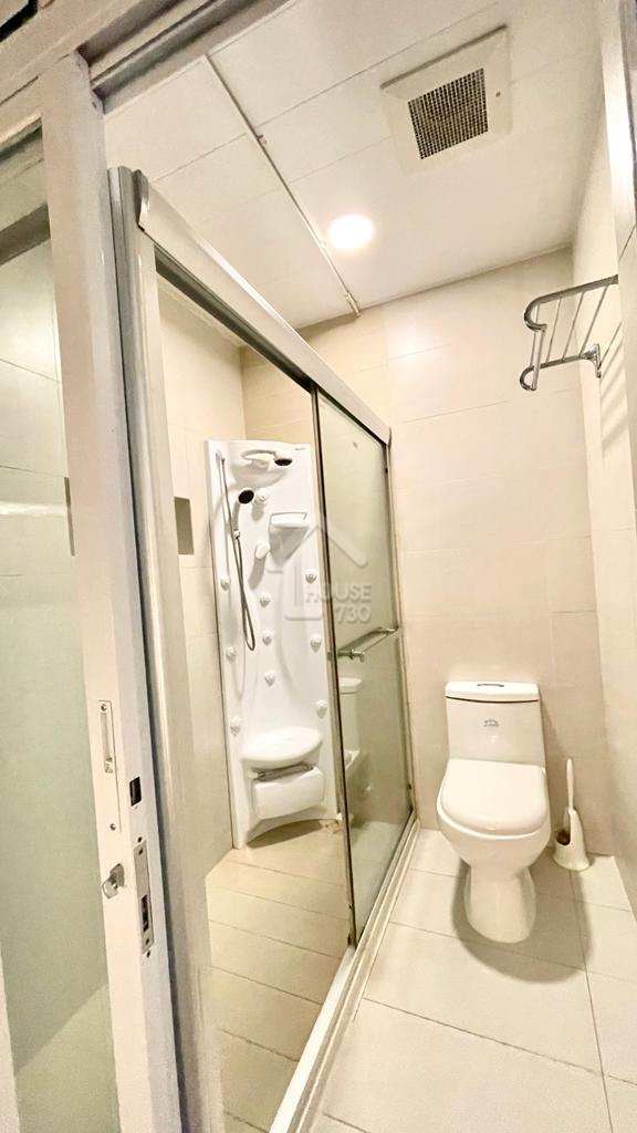 Ho Man Tin 34G BRAGA CIRCUIT Ground Floor Washroom House730-4900418