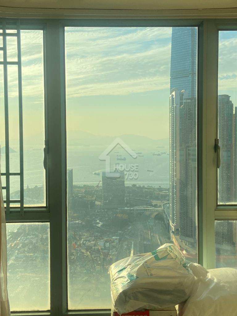 Tsim Sha Tsui THE VICTORIA TOWERS Upper Floor House730-4942662