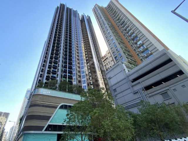 Sham Shui Po SEASIDE SONATA Middle Floor Estate/Building Outlook House730-5086202