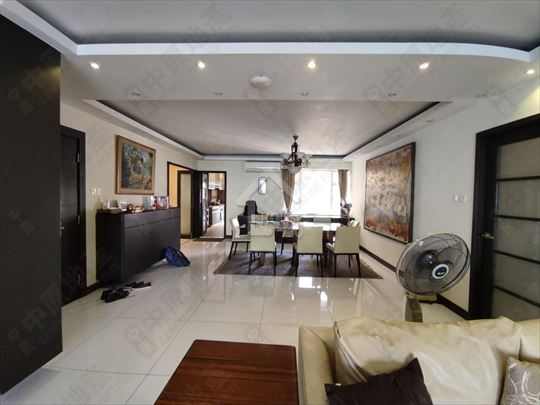 Pok Fu Lam BAGUIO VILLA Upper Floor Living Room House730-5244202