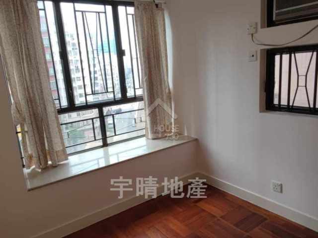 Cheung Sha Wan LAI KWAN COURT Lower Floor Bedroom 1 House730-5268708