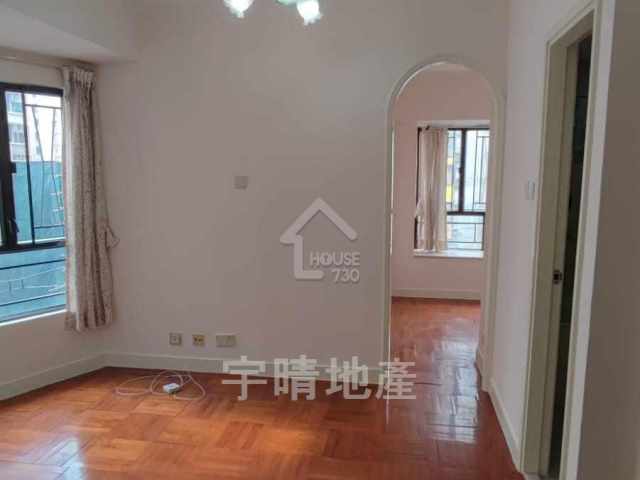 Cheung Sha Wan LAI KWAN COURT Lower Floor Living Room House730-5268708