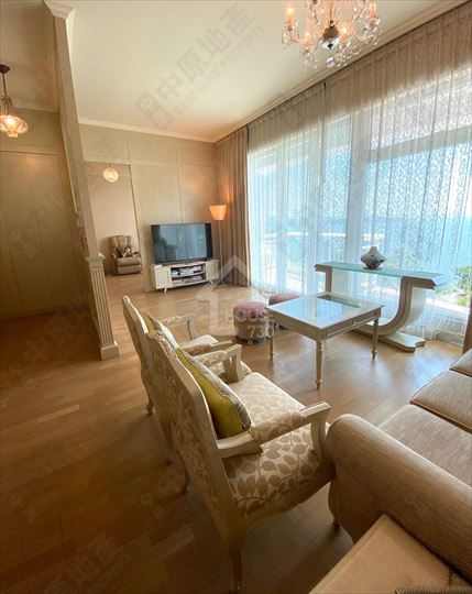 Pok Fu Lam VILLAS SORRENTO Lower Floor Living Room House730-5625298