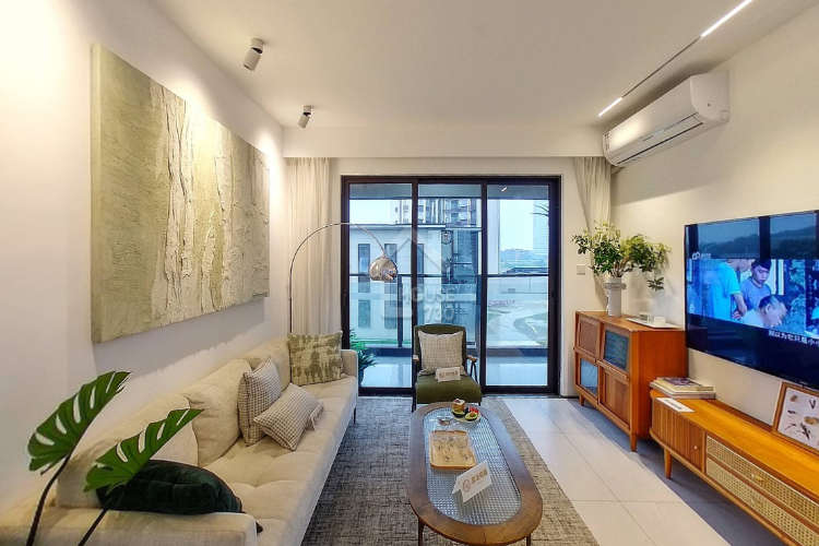 華僑城湖岸 - House730