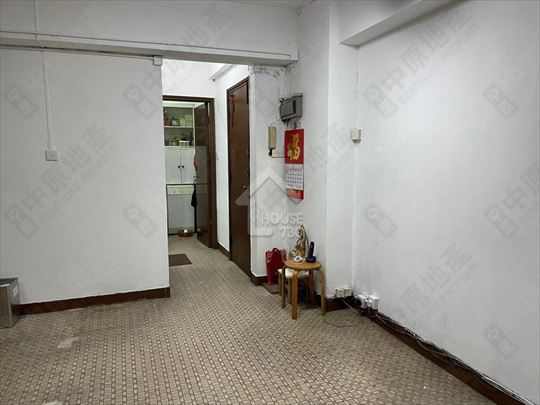 Wan Chai LUEN WO BUILDING Lower Floor Living Room House730-6035953