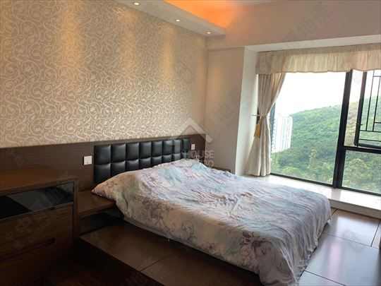 Tsuen Wan Mid-levels THE CLIVEDEN Middle Floor Master Room House730-6044183