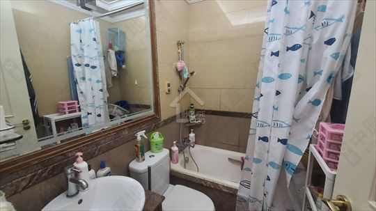 Tsuen Wan Mid-levels THE CAIRNHILL Upper Floor Master Room’s Washroom House730-6044131