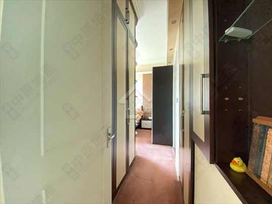 Tsuen Wan Mid-levels THE CAIRNHILL Lower Floor Master Room House730-6043951
