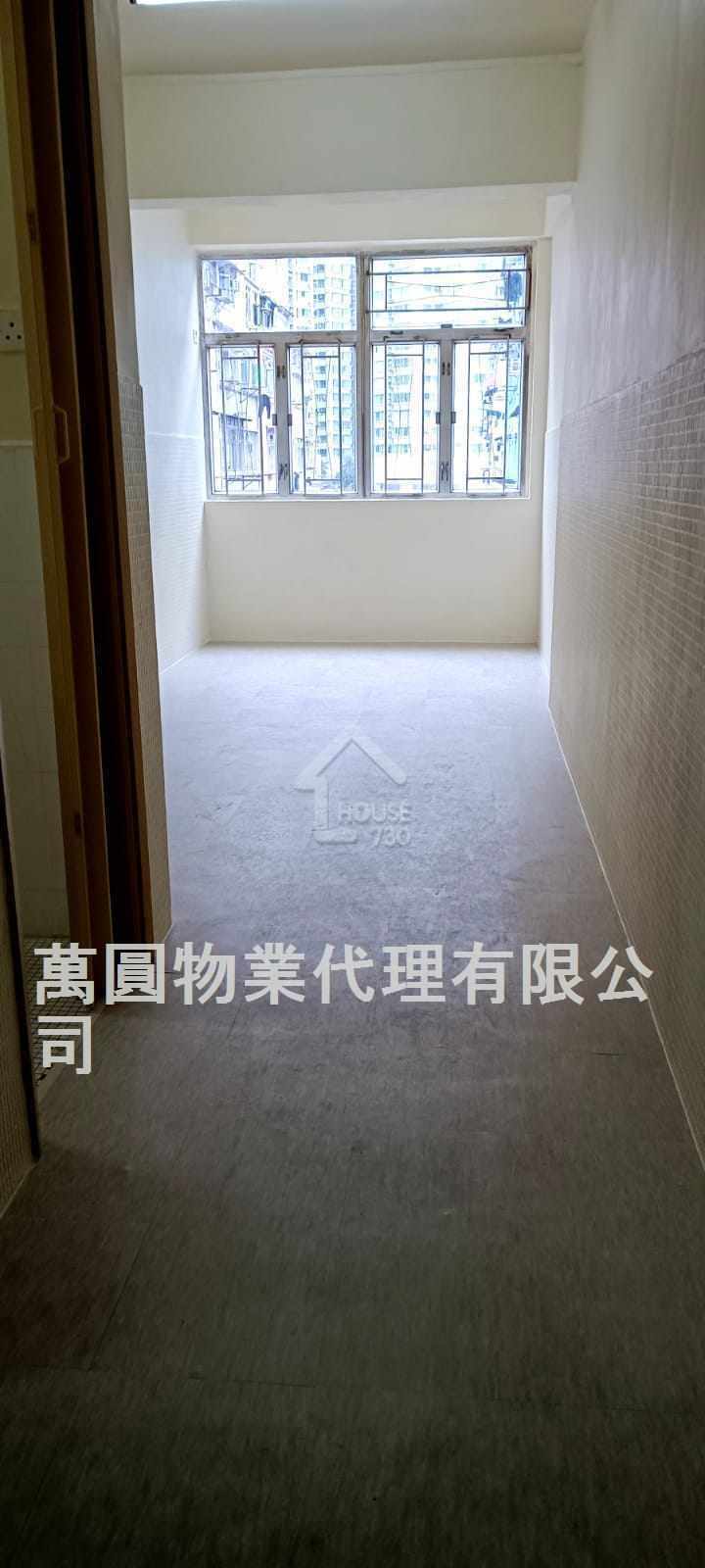 Tai Kok Tsui CHUNG HING BUILDING Middle Floor Living Room House730-6238277