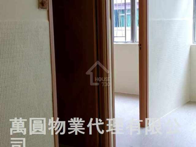 Tai Kok Tsui CHUNG HING BUILDING Middle Floor Living Room House730-6238277