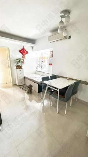 Yuen Long Town Centre YEE FUNG GARDEN Middle Floor House730-6380340
